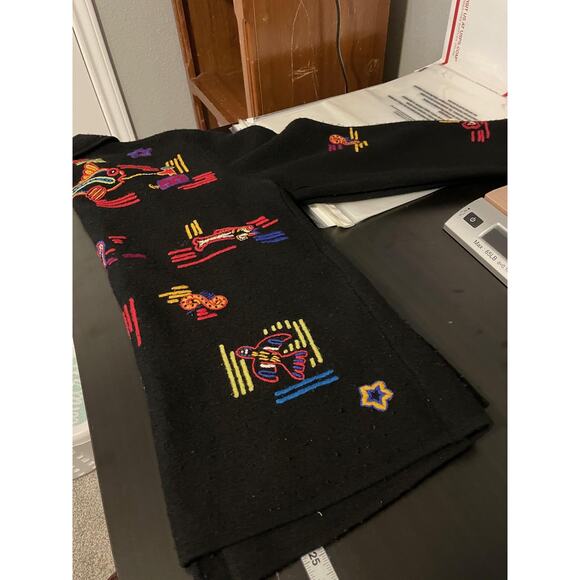 Chicos Design Sweater Womens 0 US Small Black Wool Button Up Aztec Embroidered - Picture 6 of 7